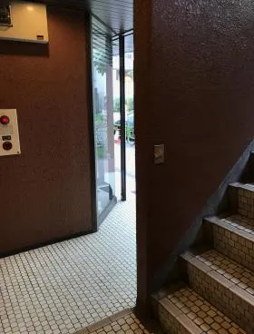 白鳥ビルの外観