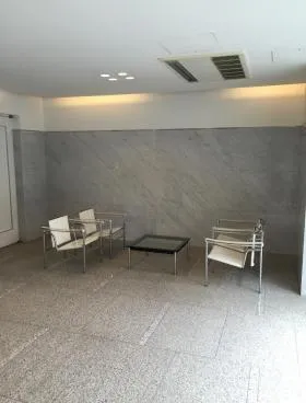 銀座プラザビルの外観
