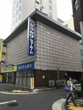 白川ショールームビルの外観
