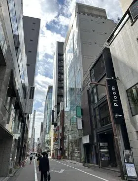 銀座AHビルの外観
