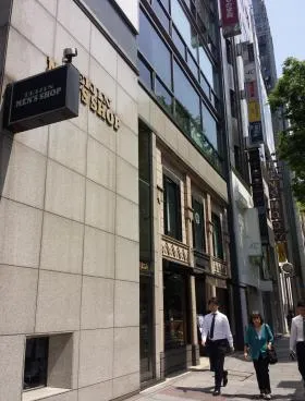 銀座中央ビルの外観