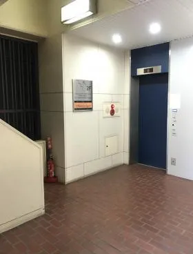 ウィンド銀座8ビルの外観