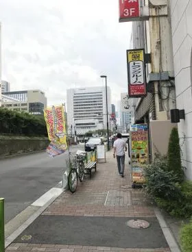 ファミールグラン銀座四丁目ビルの外観
