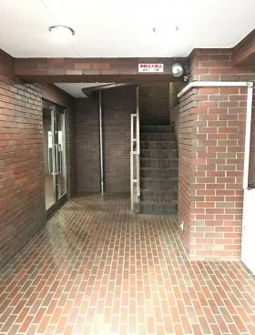 サントル銀座4丁目ビルの外観