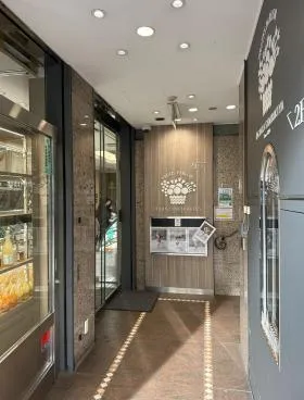 ニュウ銀座千疋屋ビルの外観