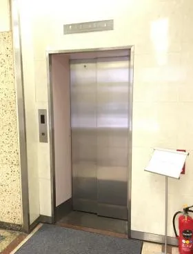 第1銀座ビルの外観
