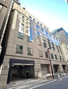 POSCO東京ビルの外観