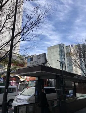 銀座長岡ビルの外観