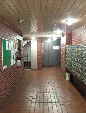 銀座アビタシオンビルの外観