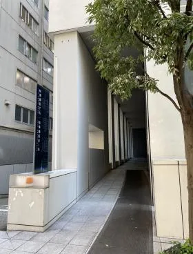 時事通信ビルの外観