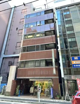 銀座三真ビルの外観
