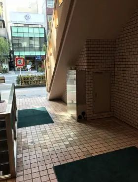 銀座美術館ビルの外観