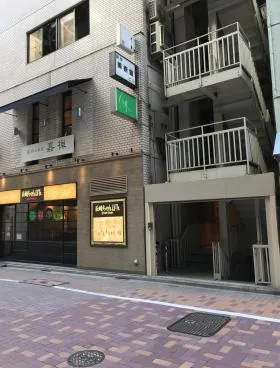 銀座美術館ビルの外観