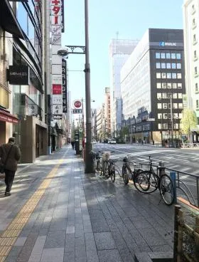 銀座美術館ビルの外観