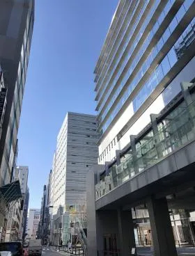 松岡銀緑館ビルの外観