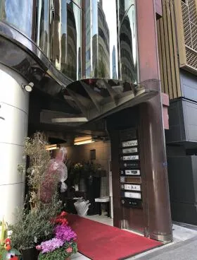 Leeビルの外観