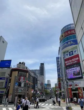 新橋WBビルの外観