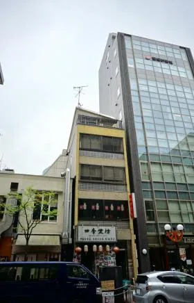 米倉屋ビルの外観
