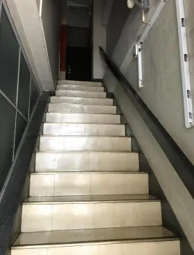 米倉屋ビルの外観