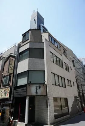 新橋ベネテックビルの外観