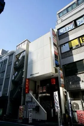新橋パイオニア2ビルの外観