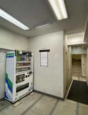 新橋内田ビルの外観