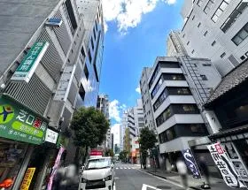 I/O shimbashi(旧:鈴木ビルディング)の外観