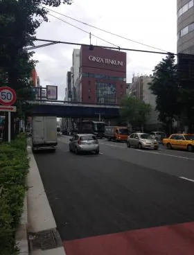 丸忠ビルの外観