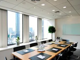 Regus(リージャス)赤坂アークヒルズビジネスセンターの外観