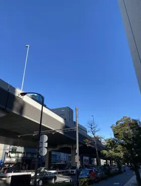 第6新倉ビルの外観