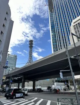 No.1ニイクラビルの外観