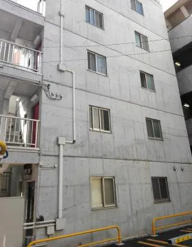 ダイヤモンドビル赤坂の外観
