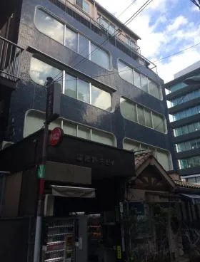 溜池鈴木ビルの外観