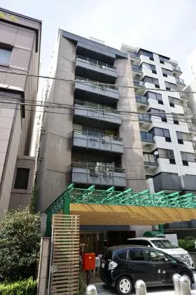 元赤坂ビルの外観