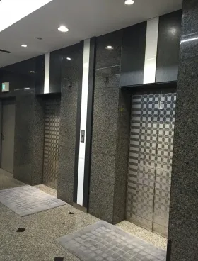 高田馬場センタービルの外観