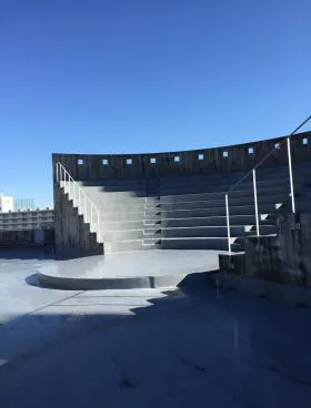 神宮前レーサムビルの外観