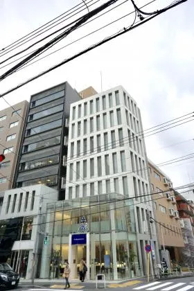 VENDOMEYAMADAEASTBLDGの外観