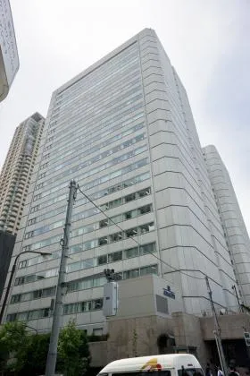 新青山ビル東館の外観