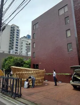5610番館ビルの外観