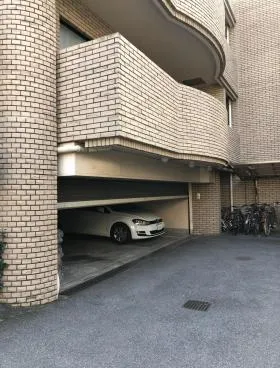 パークヒルズ南青山ビルの外観