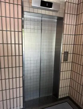 南青山426ビルの外観