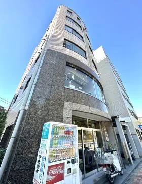 南青山426ビルの外観