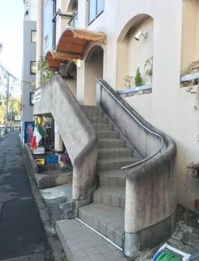 セントラル第1青山の外観