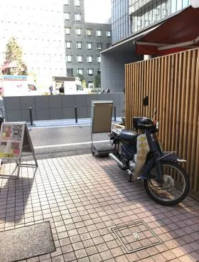 サンブリッジ青山ビルの外観