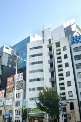 青山KKビルの外観