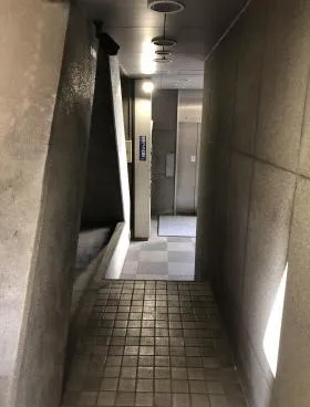 青山KKビルの外観