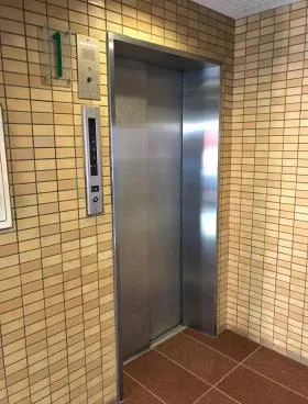 モーリンビルの外観