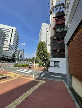 美松ビルの外観