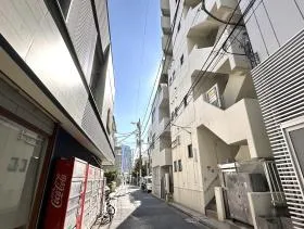 美松ビルの外観