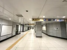 青山一丁目駅